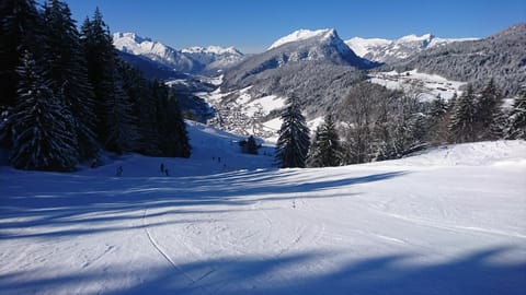 Natural landscape, Winter, Skiing, Hiking, Mountain view