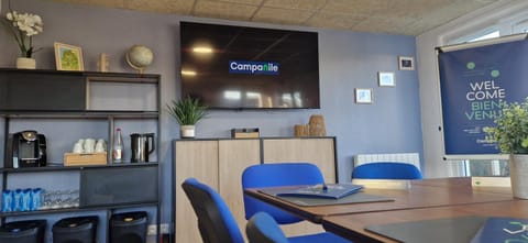 Meeting/conference room