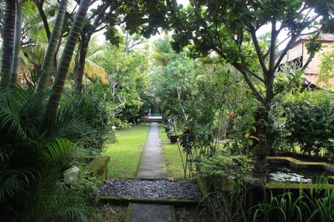 Villa Bhuana Alit Bed and Breakfast in Sukawati