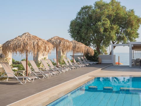 Alexia Beach Hotel Hôtel in Agia Marina