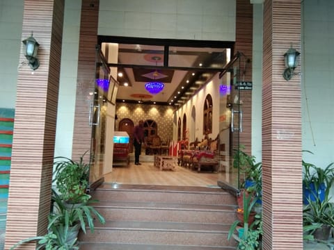 Hotel Rashmi Hotel in Agra