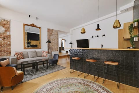 Communal lounge/ TV room, TV and multimedia, Living room, Seating area