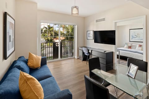 Ocean Drive Apartments with Rooftop Pool, South Beach, Miami Condominio in Flamingo Lummus