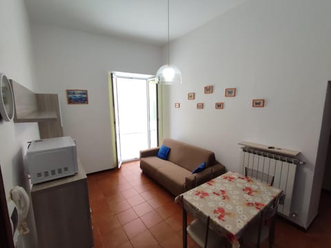 Cozy flat cinque terre Moneglia Appartement in Moneglia