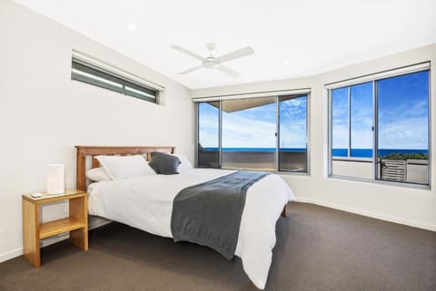 Beachfront Cabarita Apartment by Kingscliff Accommodation Wohnung in Tweed Heads