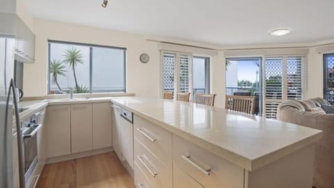 Breakwater Views Apartment 2 Cabarita Beach Apartment in Tweed Heads