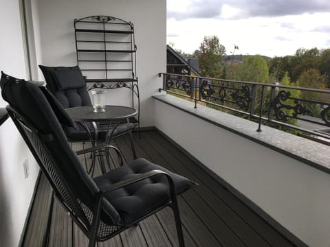 Großzügiges Appartement -ruhig und doch zentral Apartment in Bergisch Gladbach