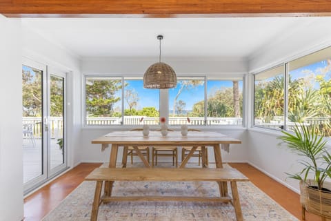 Cabarita Beachfront Escape by Kingscliff Accommodation Haus in Tweed Heads