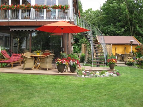 Garden, Balcony/Terrace