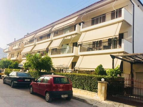 Theoxenia Paralio Astros Apartment hotel in Argolis, Greece