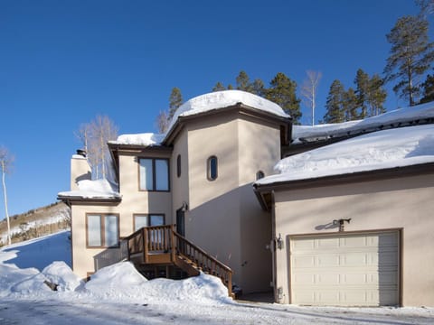 2338 Tahoe Drive House in Vail