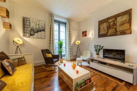 Le Contemporain, Hyper-centre, 8 pers Apartment in Grenoble