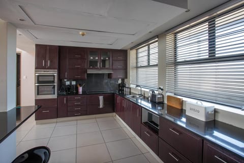 Stay at The Point - Prestigious Prominent Penthouse Eigentumswohnung in Durban