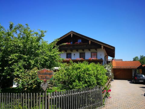 Ferienwohnungen Kern Condo in Aschau im Chiemgau
