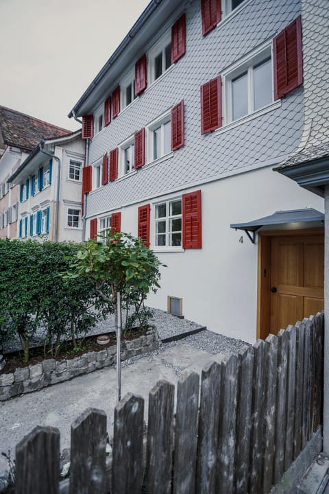 AUGUST Dachgeschosswohnung im jüdischen Viertel Apartment in Vorarlberg, Austria