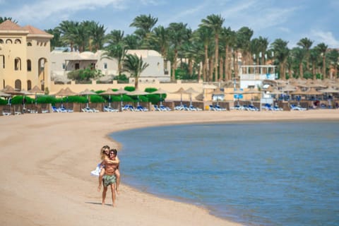 Cleopatra Luxury Resort Makadi Bay Resort in Hurghada