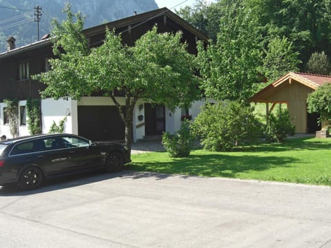 Ferienwohnung Haus Wiesler Apartment in Aschau im Chiemgau