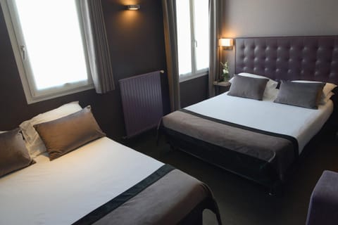 Hôtel Saint-Charles Hotel in Paris