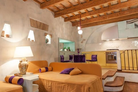 MarcheAmore - Il Passaggio Segreto, luxury loft with private courtyard Eigentumswohnung in Fermo
