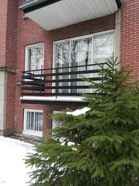 Montreal Olympic Parc Condo in Laval