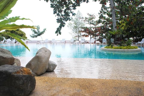 Almont Beach Resort Resort in Caraga