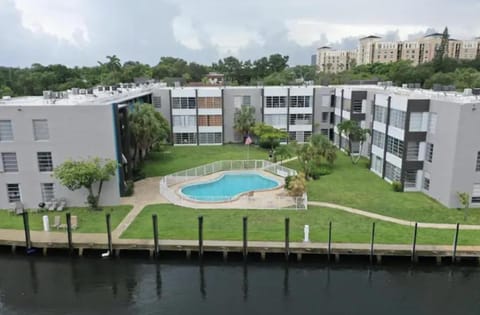 Designer River View Apartments Apartment in Fort Lauderdale