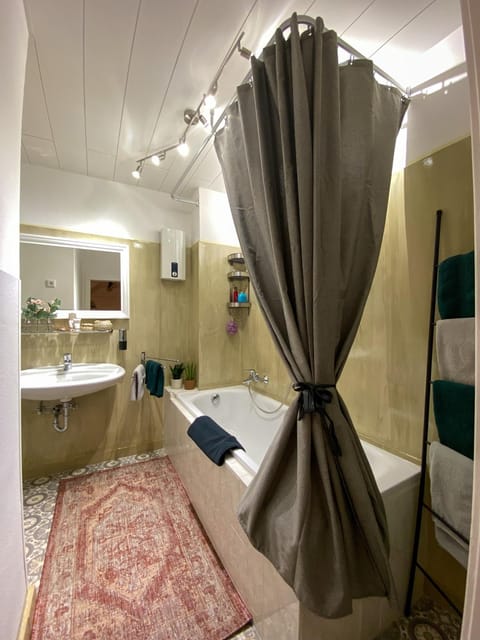 Bathroom, Photo of the whole room, Bath