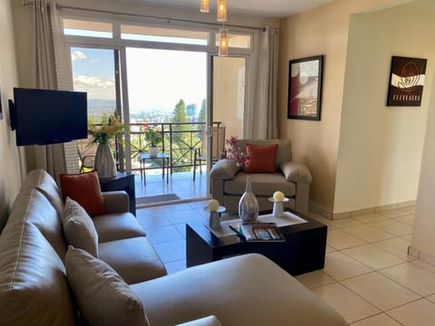Beautiful apartment, Terrace with incredible view, 3 bdr, Escalon, Exclusive, Secure Copropriété in San Salvador