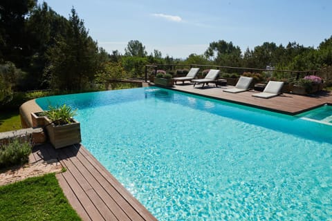 Spring, Day, Garden, Garden view, Pool view, Swimming pool, sunbed