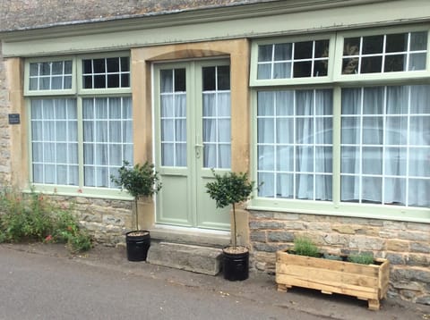 The Old General Store At The Laurels Apartment in Mendip District