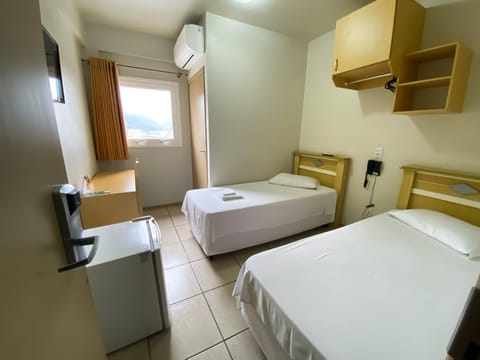 Bed, Photo of the whole room, Bedroom, minibar, towels, wardrobe, air conditioner