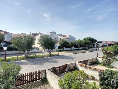 Superbe Duplex aux Saintes terrasse plein sud 3*** Apartment in Saintes-Maries-de-la-Mer