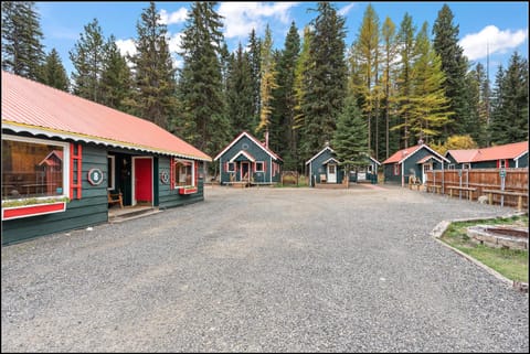 Brundage Bungalows Hotel in McCall