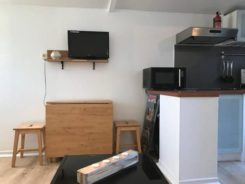 Studio indépendant près cap canaille avec terrasse Apartment in La Ciotat