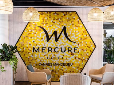 Mercure Cannes Mandelieu Hôtel in Mandelieu-La Napoule
