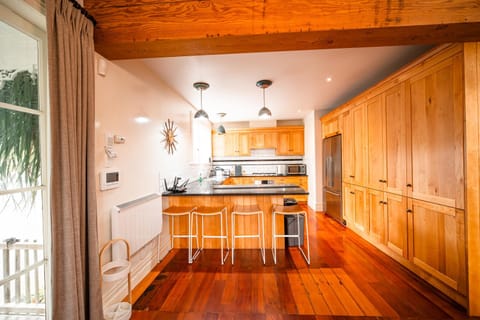 Cosy 3 Bedroom Villa in Freeman's Bay Apartment in Auckland