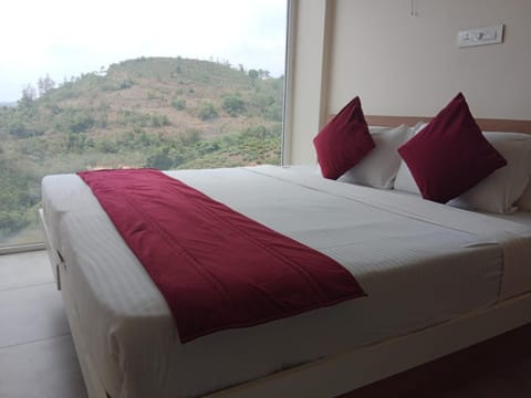 Bed, Mountain view