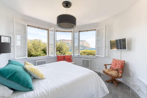 Chambres d'hotes ASTORIA VILLA Bed and Breakfast in Cassis