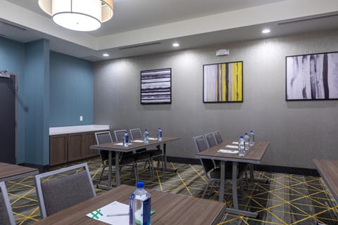 Meeting/conference room