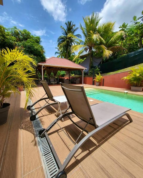 Maison de 3 chambres a Trois Ilets a 400 m de la plage avec piscine privee terrasse et wifi House in Les Trois-Îlets