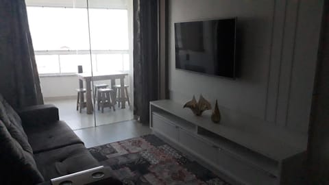 Apto em Navegantes - Gravatá - 200m da praia - 5 km Beto Carrero Appartement in Navegantes