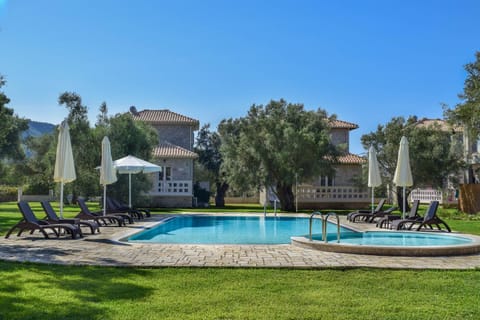 Patio, Garden, On site, Pool view, Swimming pool