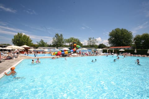 Camping Village Butterfly Campground/ 
RV Resort in Peschiera del Garda