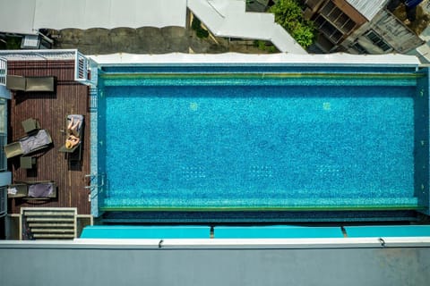 Day, Pool view, Swimming pool, sunbed