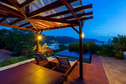 Kata gardens penthouse seaview with rooftop pool 8C Condominio in Rawai