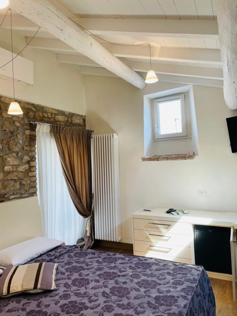 Oreste Suite Bed and Breakfast in Lazise