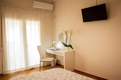 Your apartment in Athens (Next to Metro & Acropolis) Apartment in Kallithea