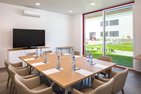 Business facilities, Meeting/conference room