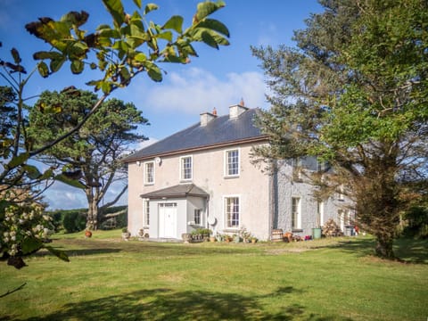 Property building, Facade/entrance, Off site