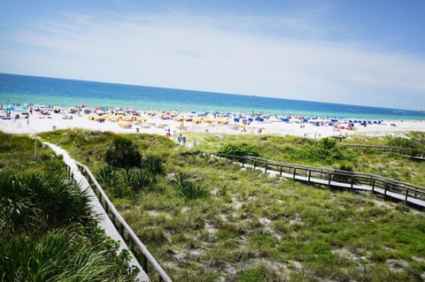 Gulf Strand Resort by Travel Resort Services Appart-hôtel in Saint Pete Beach